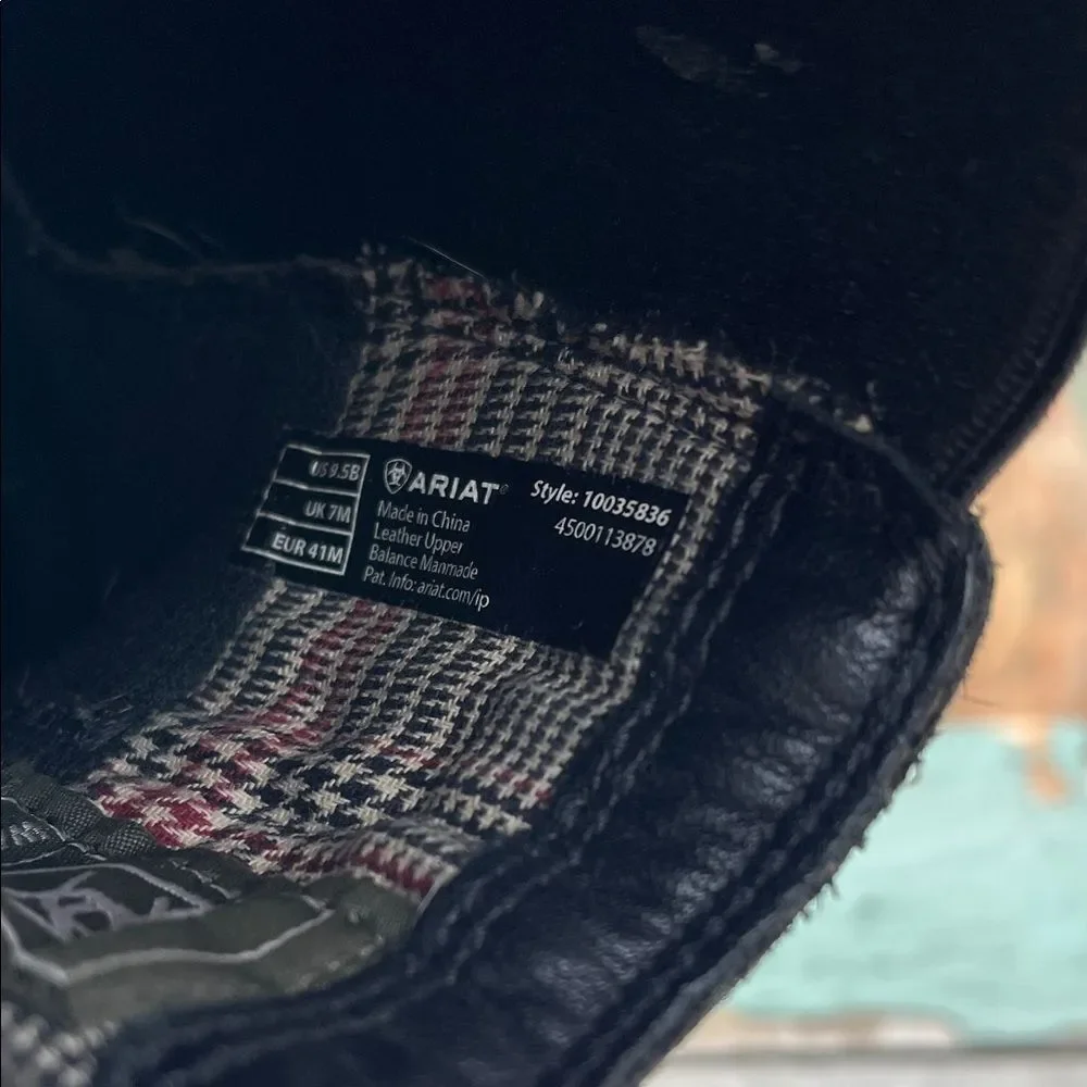 Ariat Women's Wexford Waterproof Chelsea Boot in Black Sz 9.5 B (medium width)